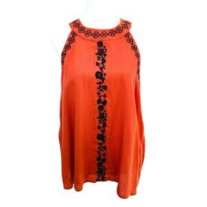 August Mist Madaya - Embroidered Detail - Halter Top